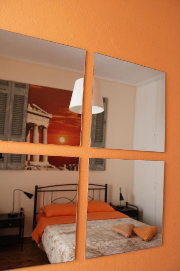 Petaluda House 2 Izabela Bed & Breakfast Athena Bagian luar foto