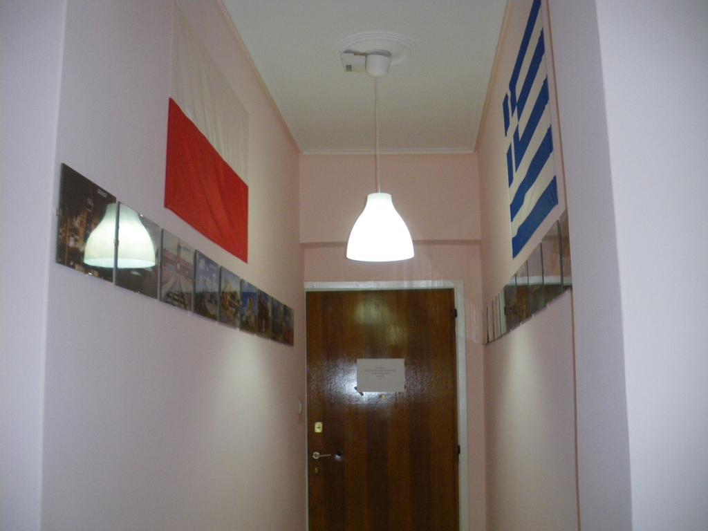 Petaluda House 2 Izabela Bed & Breakfast Athena Bagian luar foto